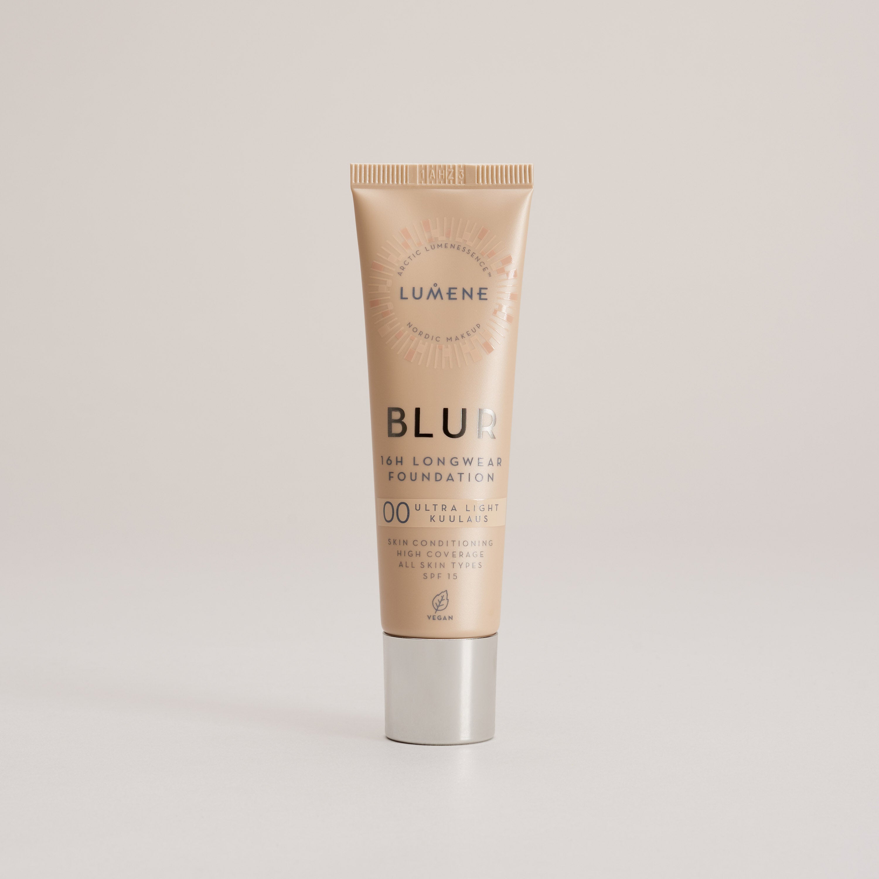 Blur 16h Longwear Foundation SPF15 – Lumene FI