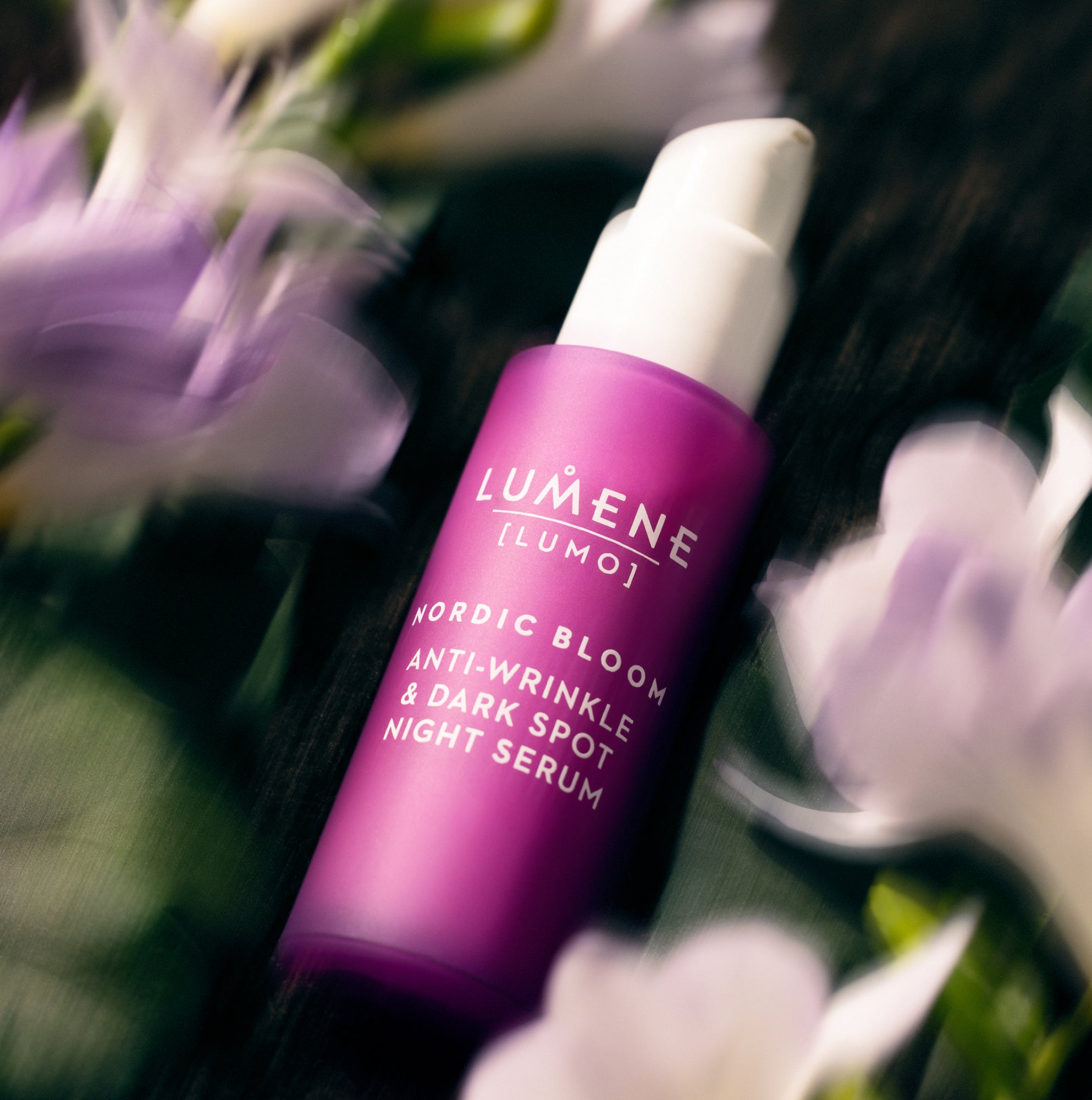 Silottava & pigmenttiläiskiä häivyttävä yöseerumi