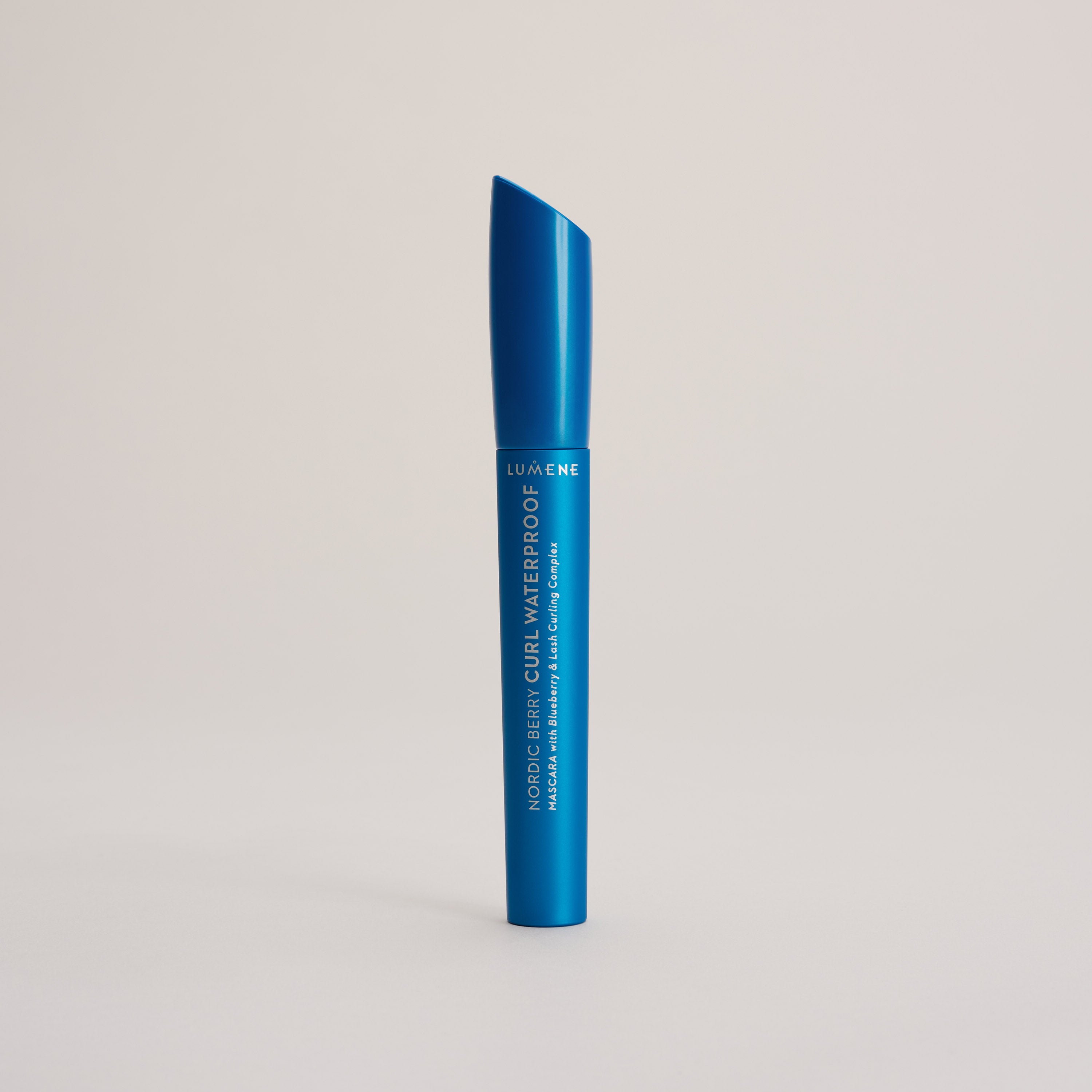 Nordic Berry Curl Mascara Waterproof