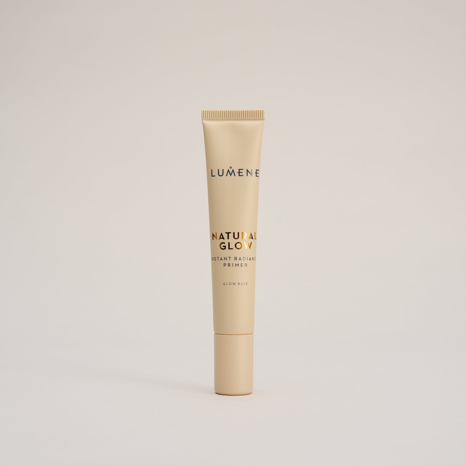 Natural Glow Heleyttävä pohjustusvoide