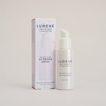 Invisible Illumination Instant Glow heleyttävä meikinpohjustaja SPF30